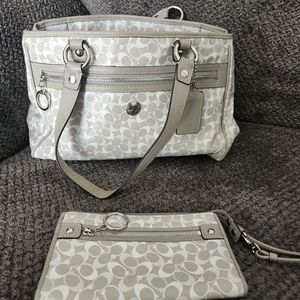 Coach purse and wallet